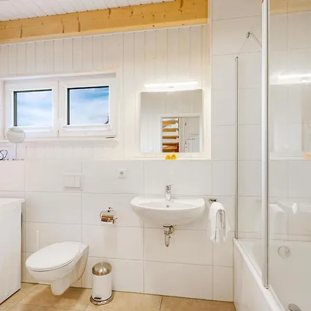 Amazing In Ostseeresort With Sauna Hébergement de vacances